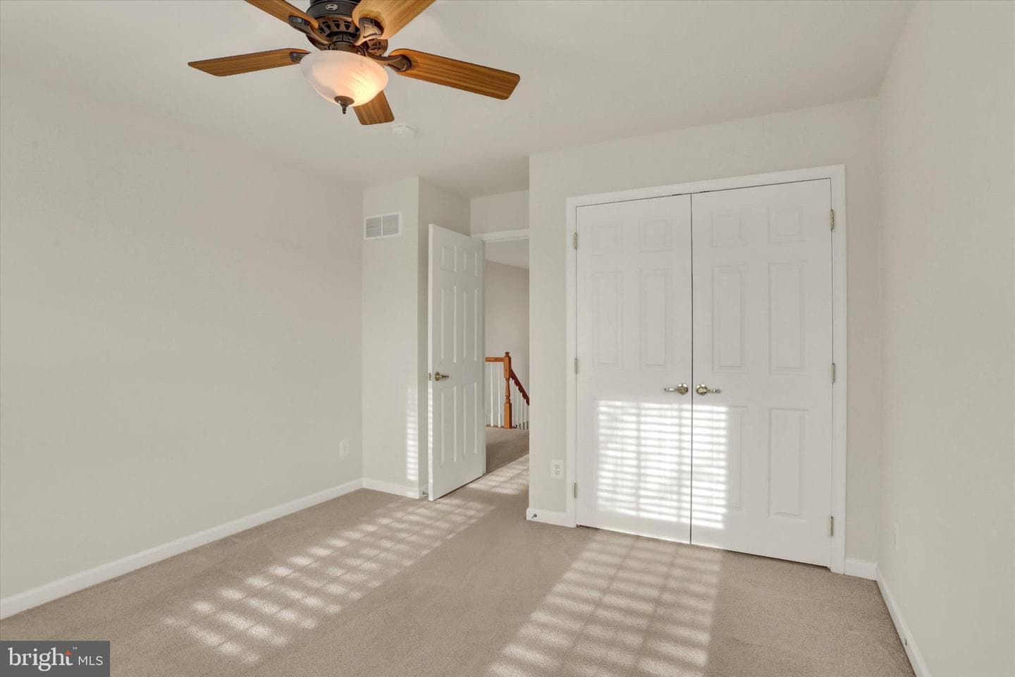 101 Hearthstone Court photo 32