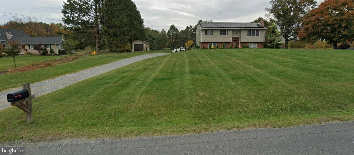 1145 Highland Drive photo 2