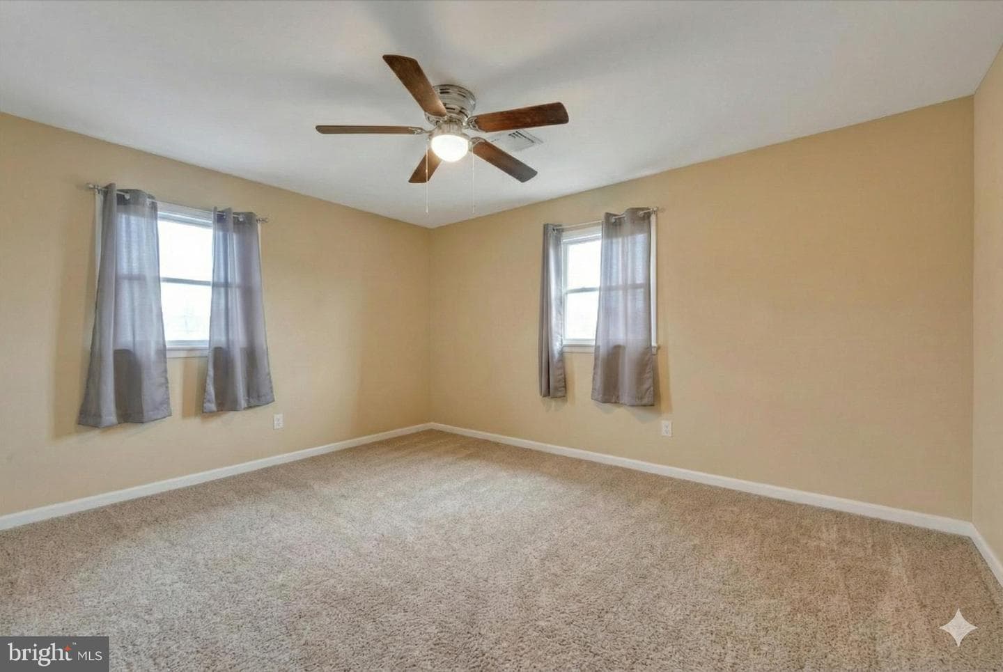 1145 Highland Drive photo 23