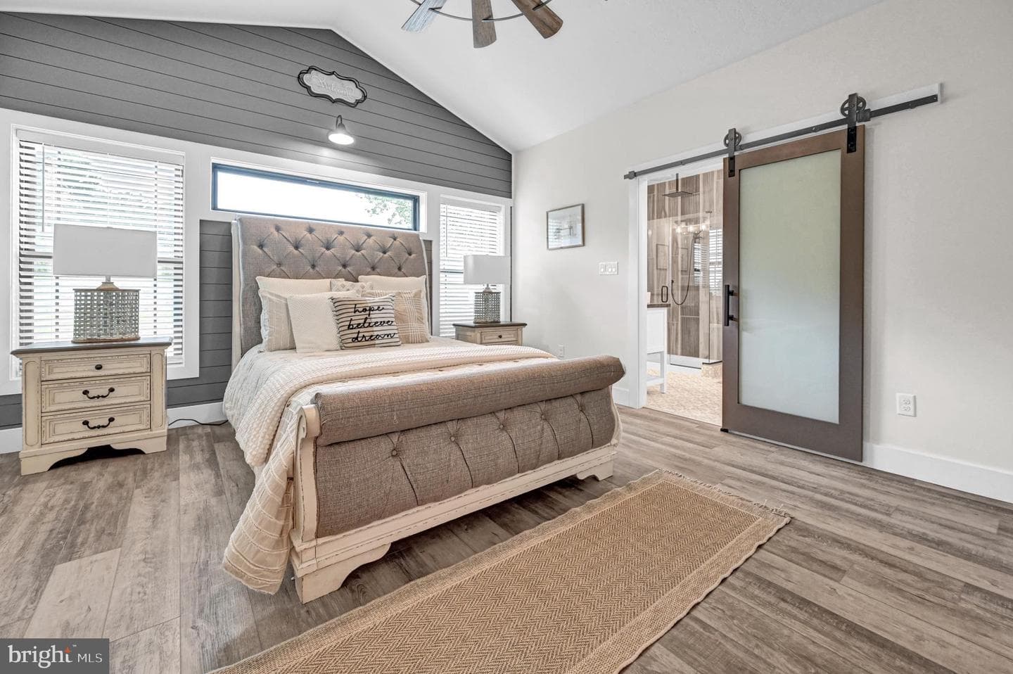 1185 Westminster Avenue photo 4
