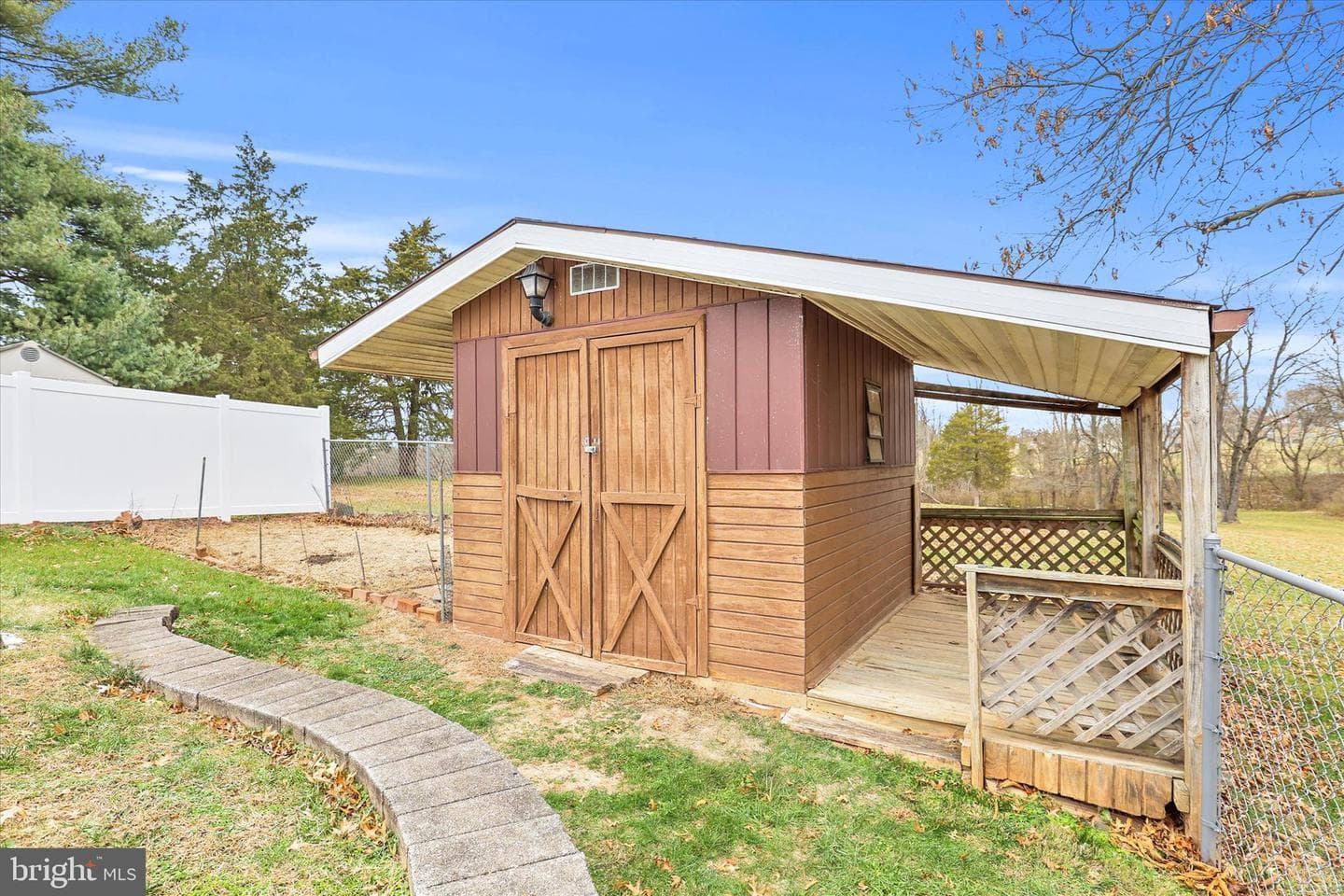 2285 Sycamore Road photo 37
