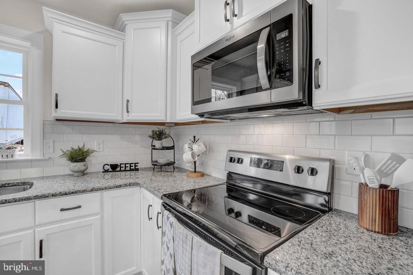 15 Eli Drive photo 19