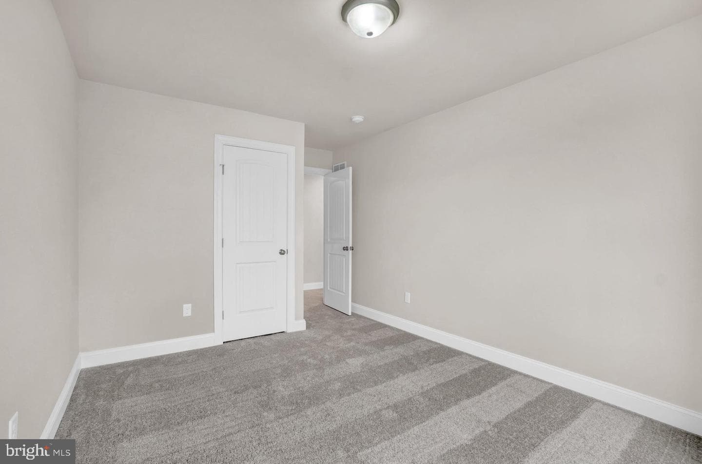 15 Eli Drive photo 23