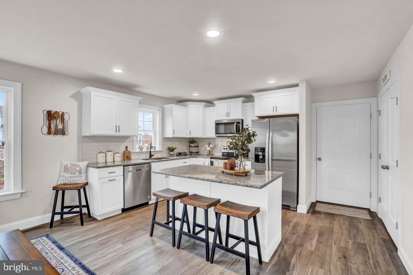 15 Eli Drive photo 5