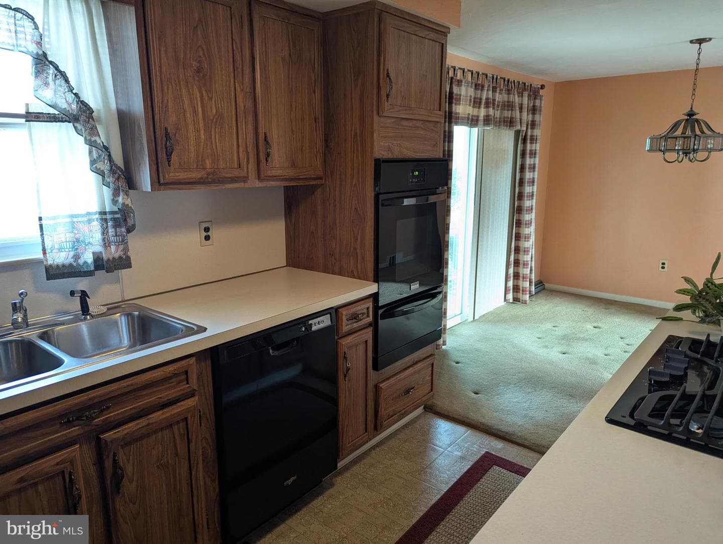 750 Finks Drive photo 7