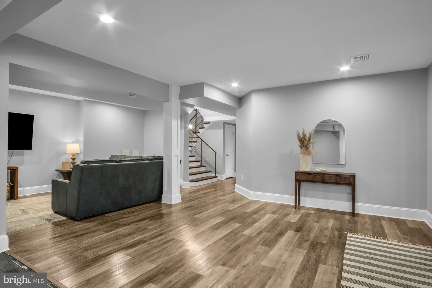 297 Thorley Road photo 64