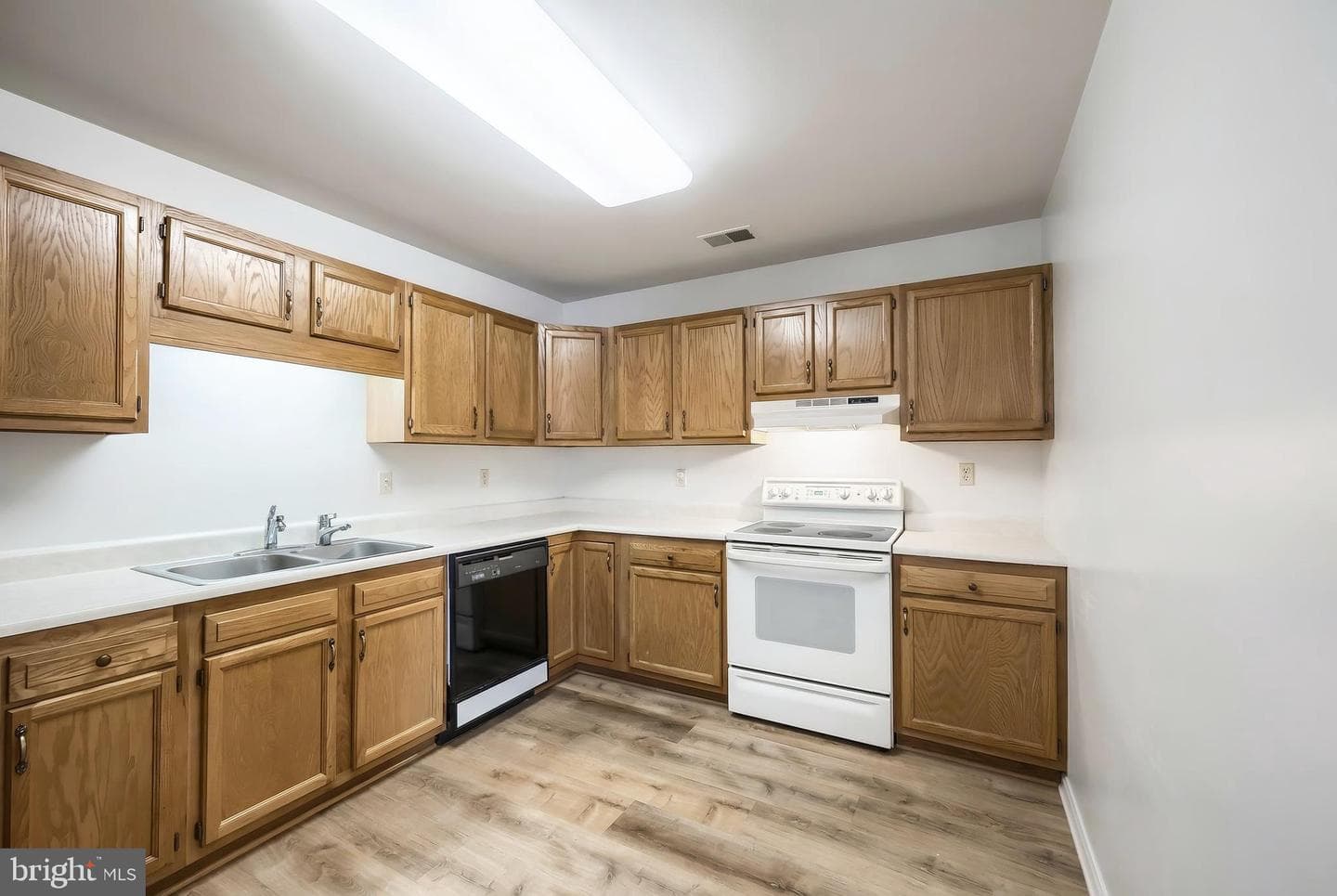 1012 Village Way #1012 photo 16