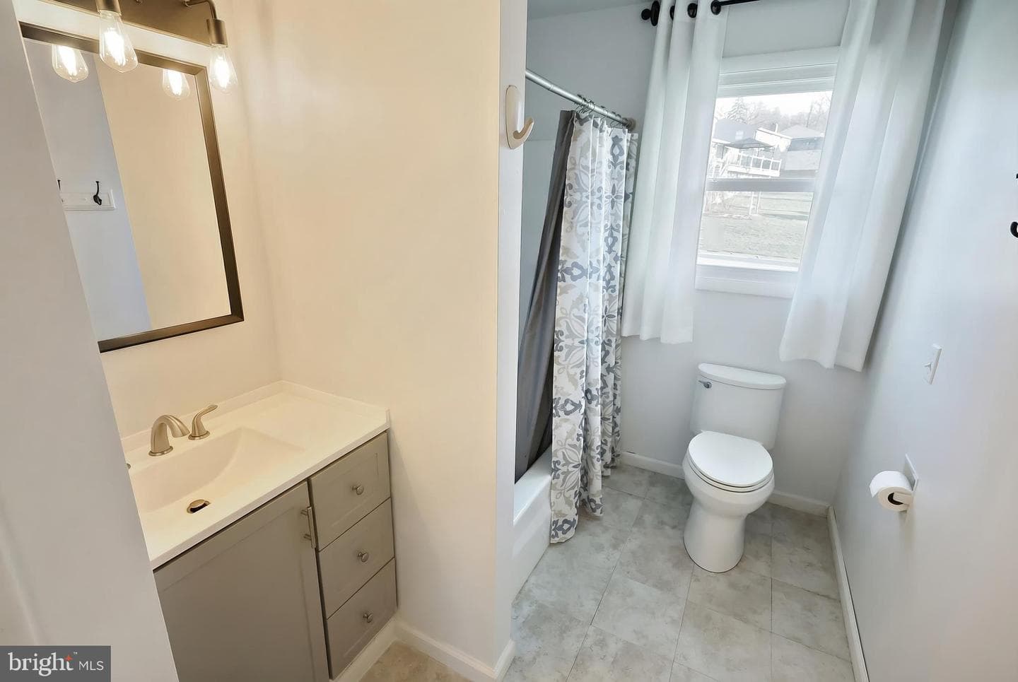 516 Gary Drive photo 17