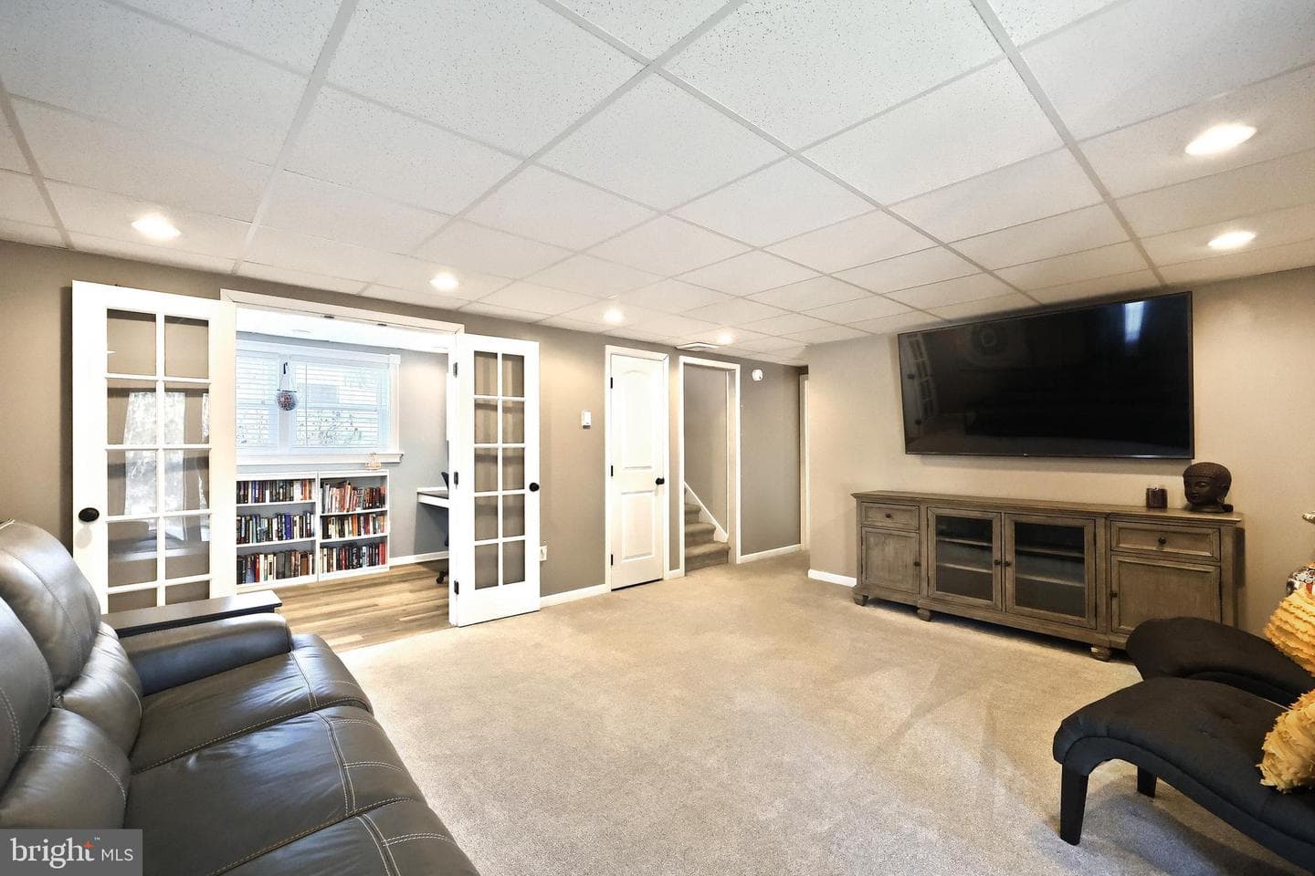 516 Gary Drive photo 27