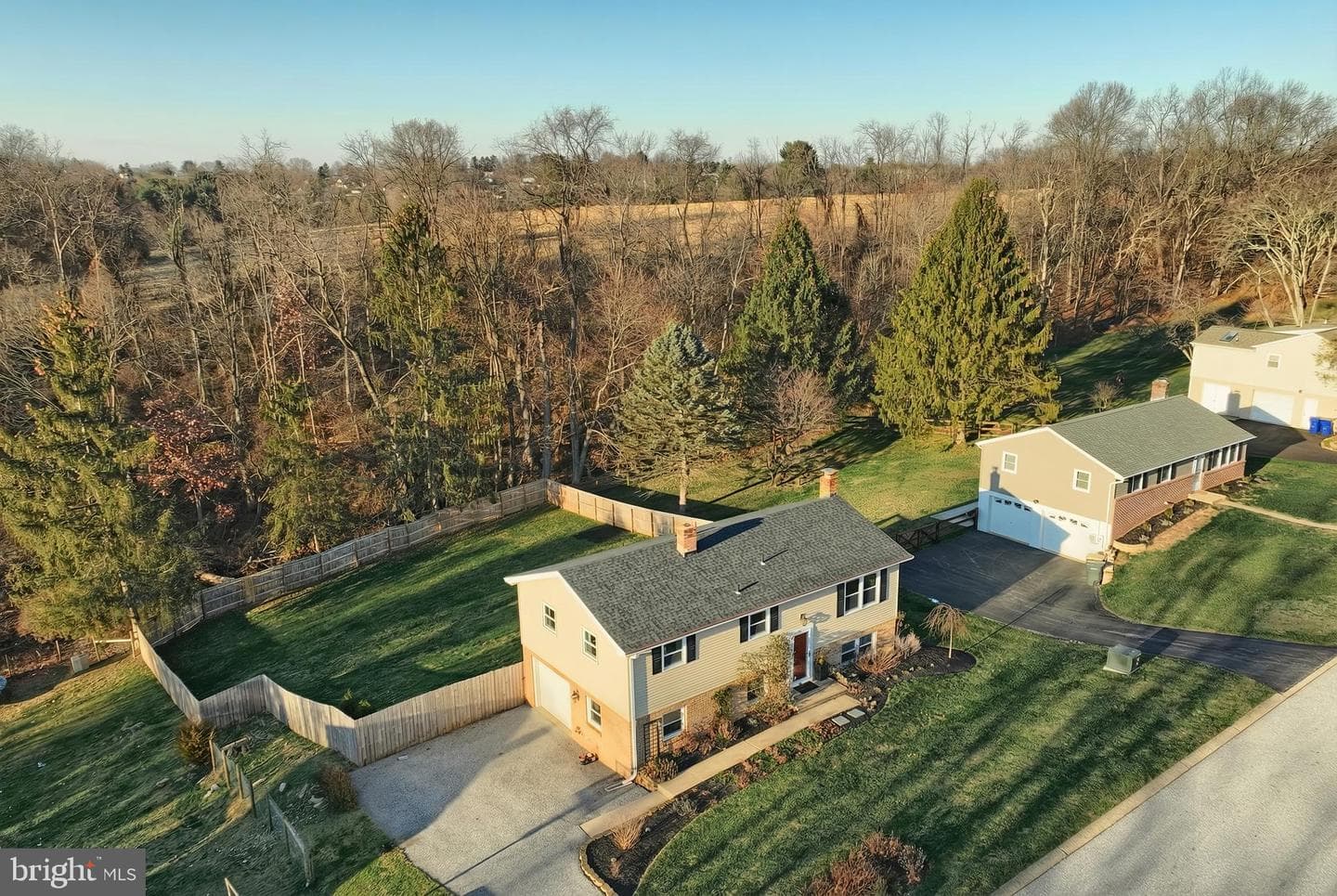 516 Gary Drive photo 45