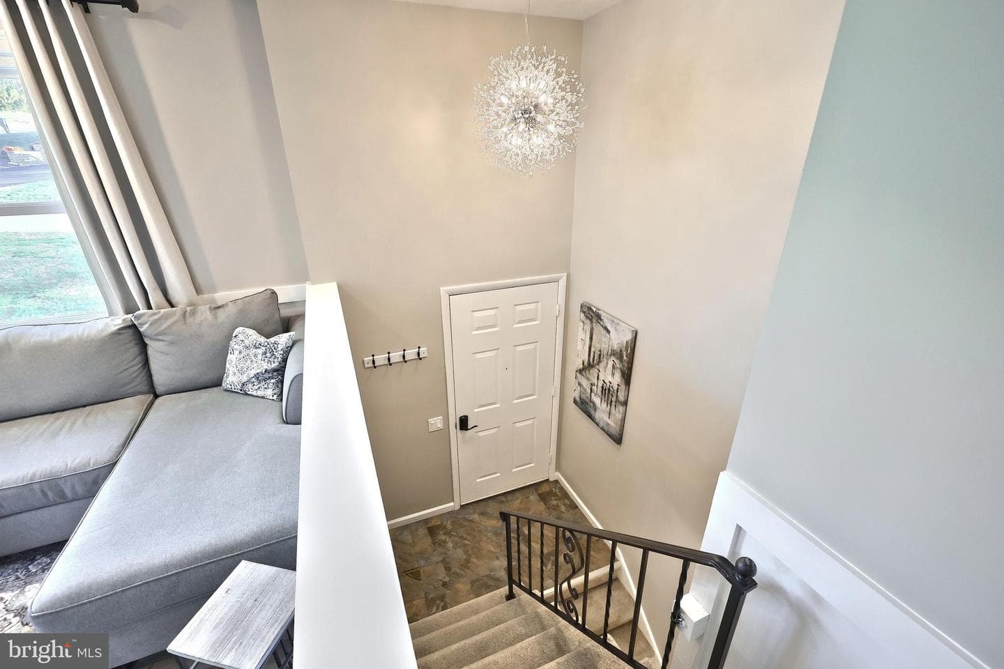 516 Gary Drive photo 5