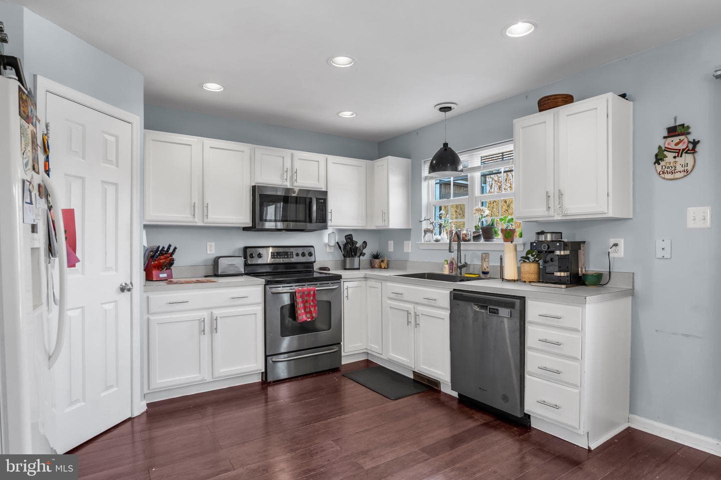 250 Country Ridge Drive photo 8