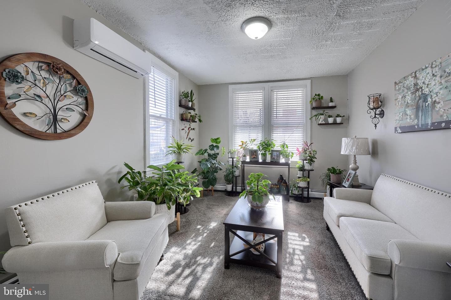 857 E Princess Street photo 6