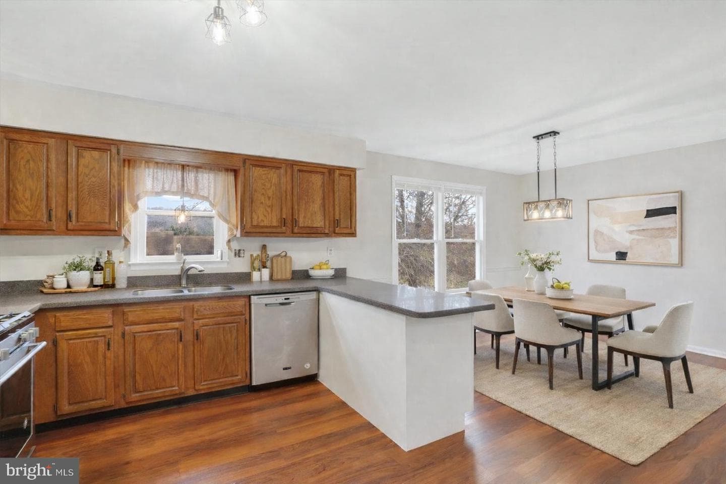 11 Dogwood Lane photo 6
