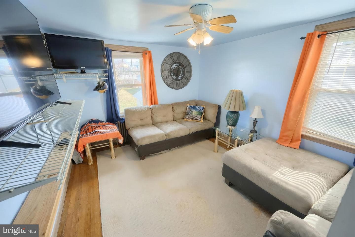 3069 N George Street photo 16