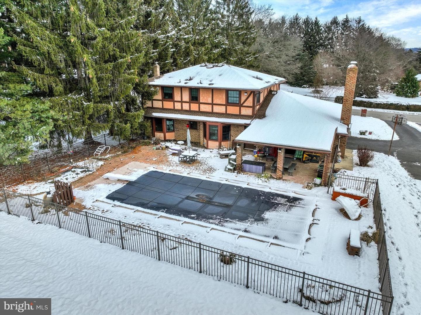 2350 Sutton Road photo 23