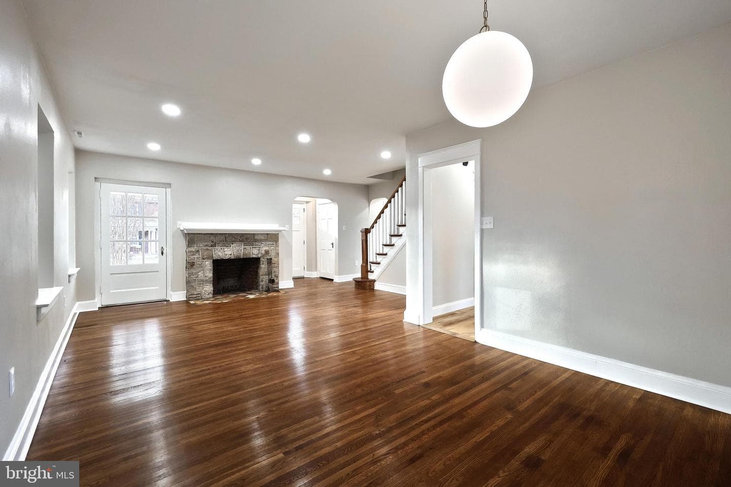 29 N Rockburn Street photo 13