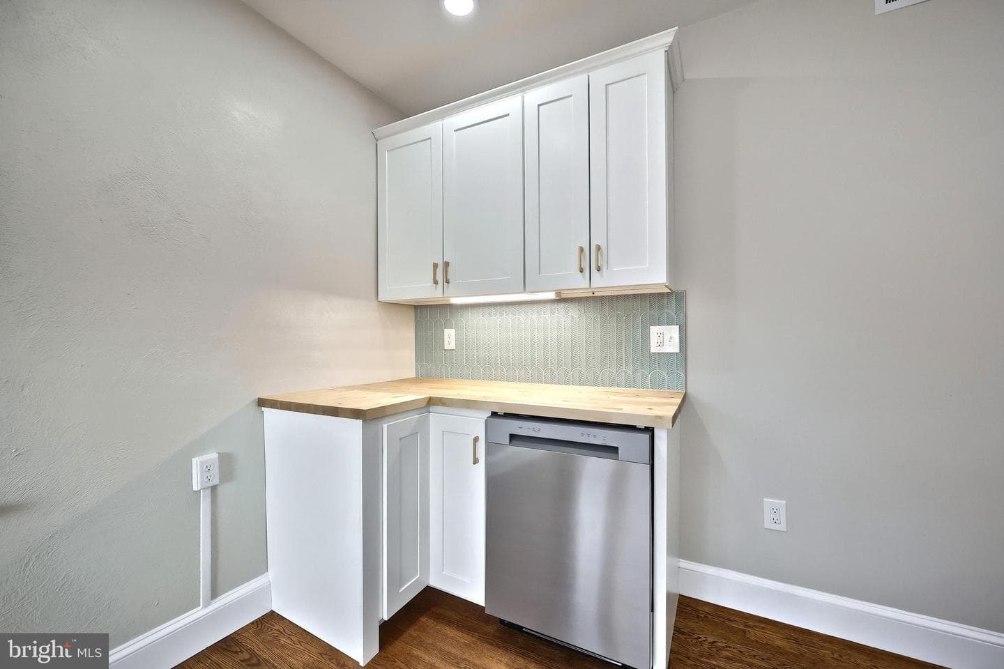 29 N Rockburn Street photo 18