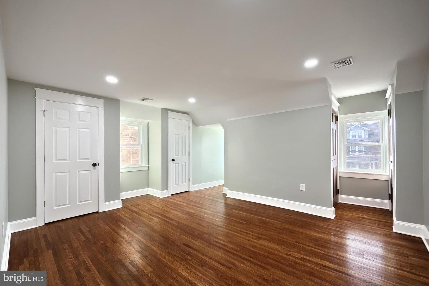 29 N Rockburn Street photo 23