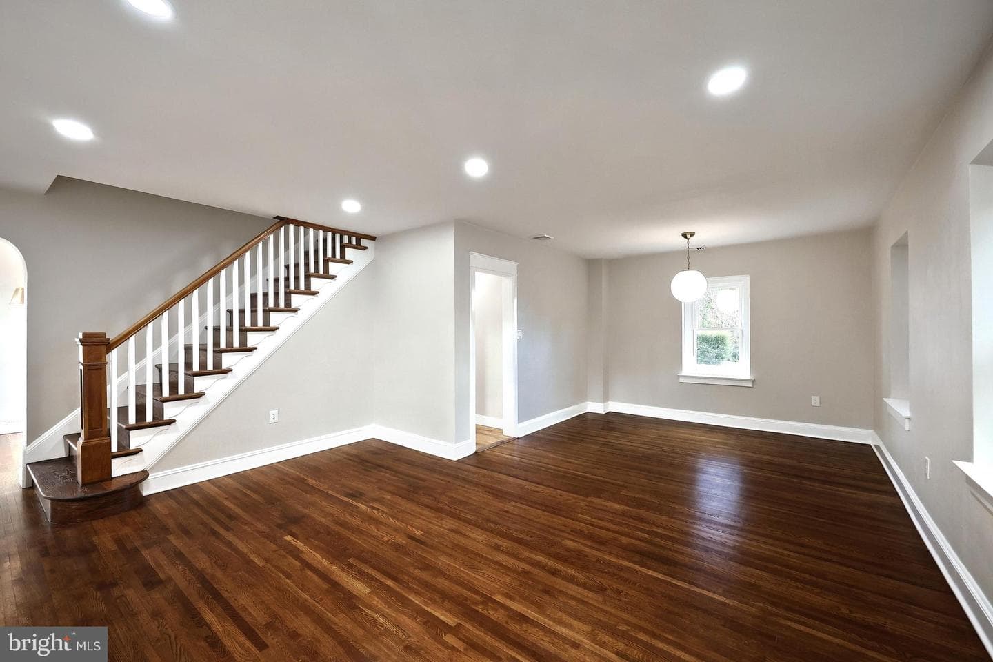 29 N Rockburn Street photo 8