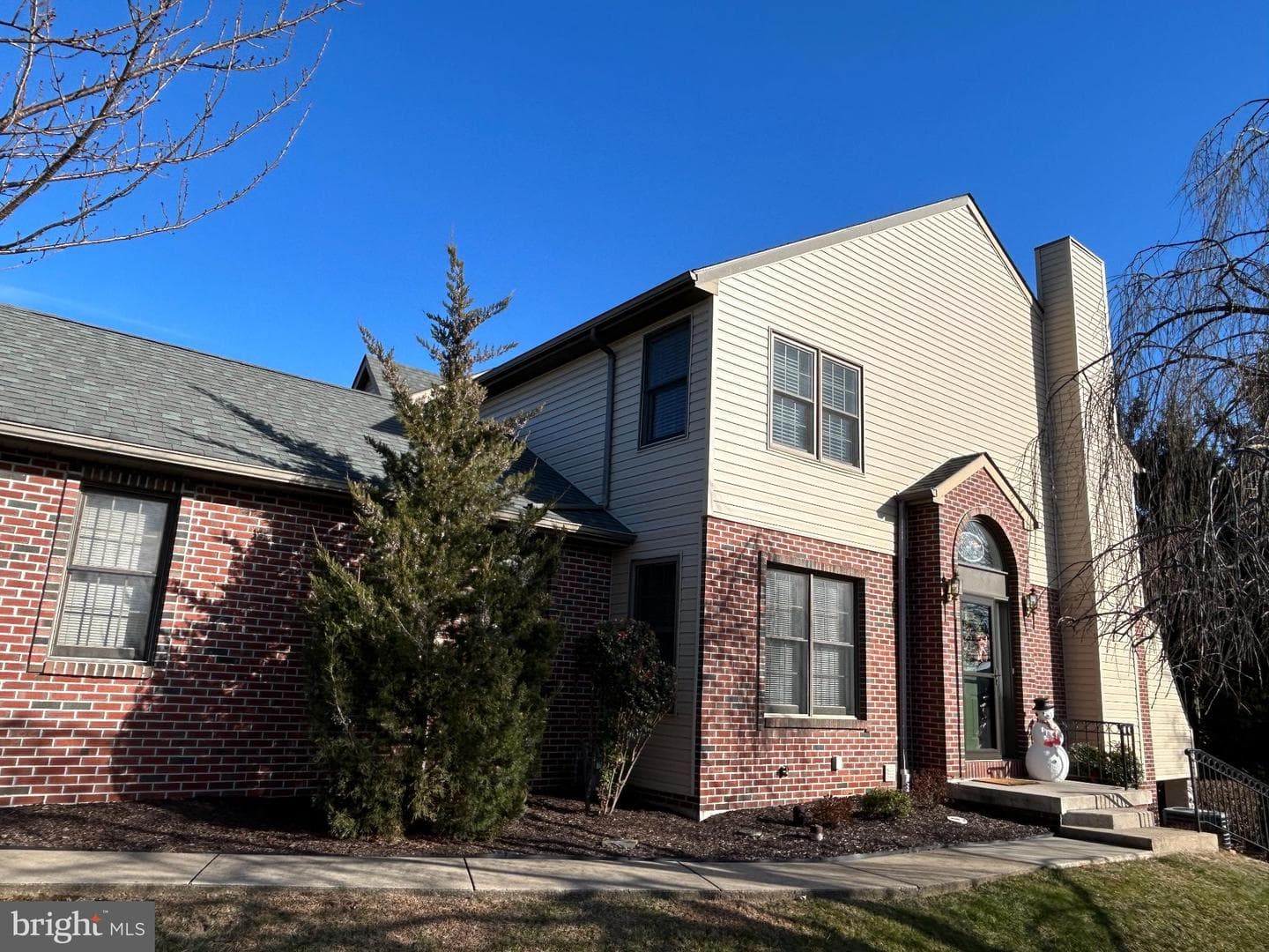 55 Jean Lo Way