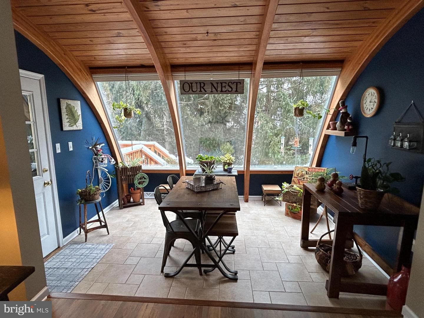 55 Jean Lo Way photo 11