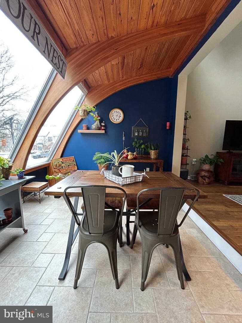 55 Jean Lo Way photo 12