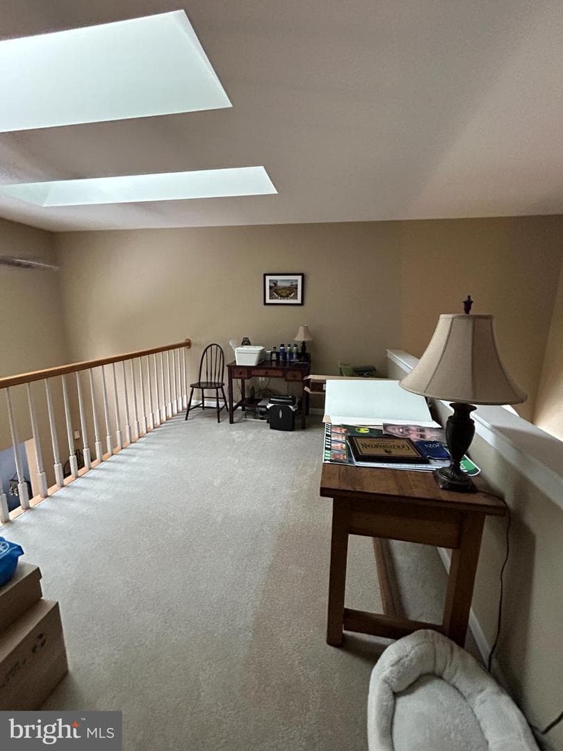 55 Jean Lo Way photo 20