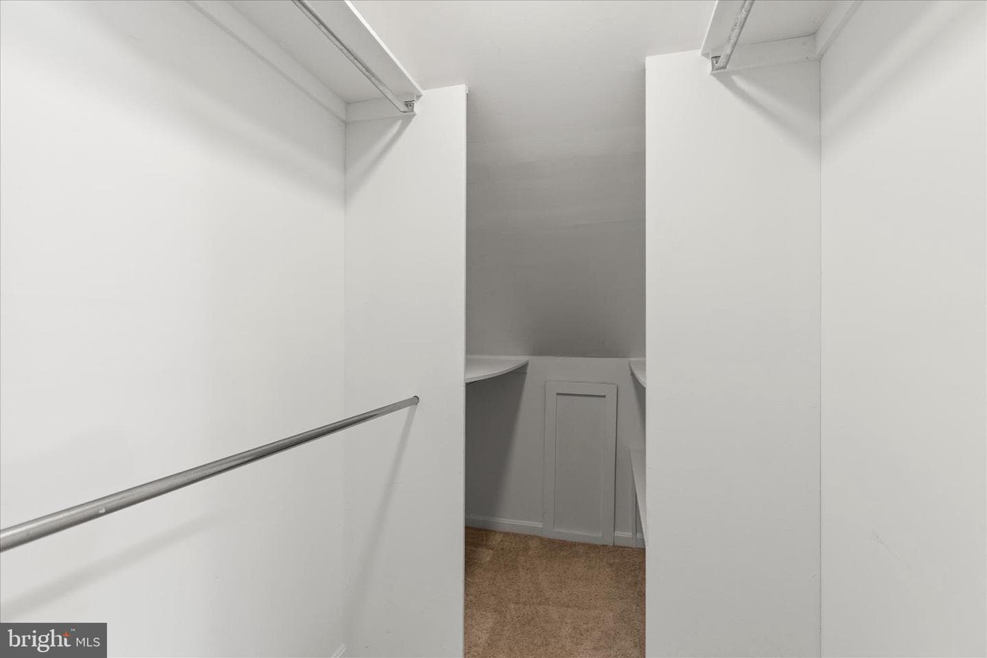 15 Sheridan Drive photo 28