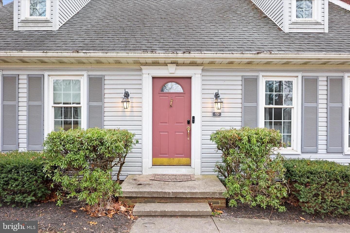 15 Sheridan Drive photo 4
