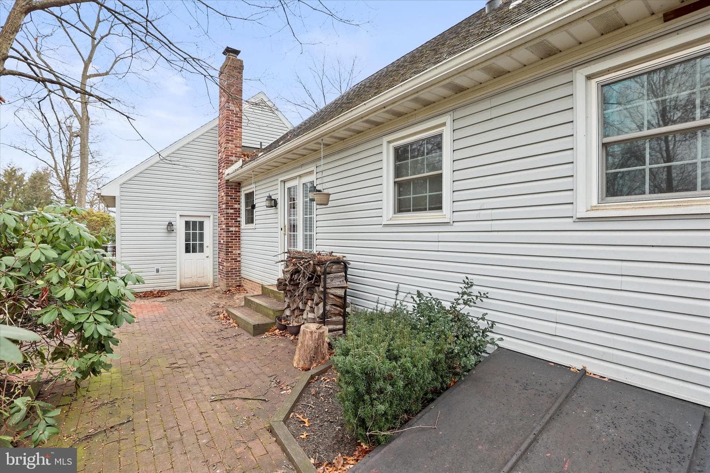 15 Sheridan Drive photo 42