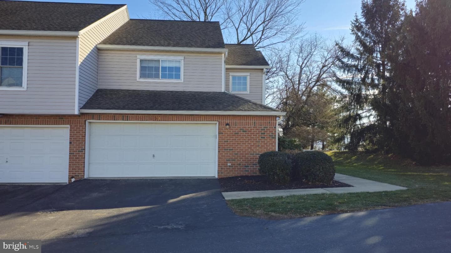 2301 E Slater Hill Lane E #48 photo 2
