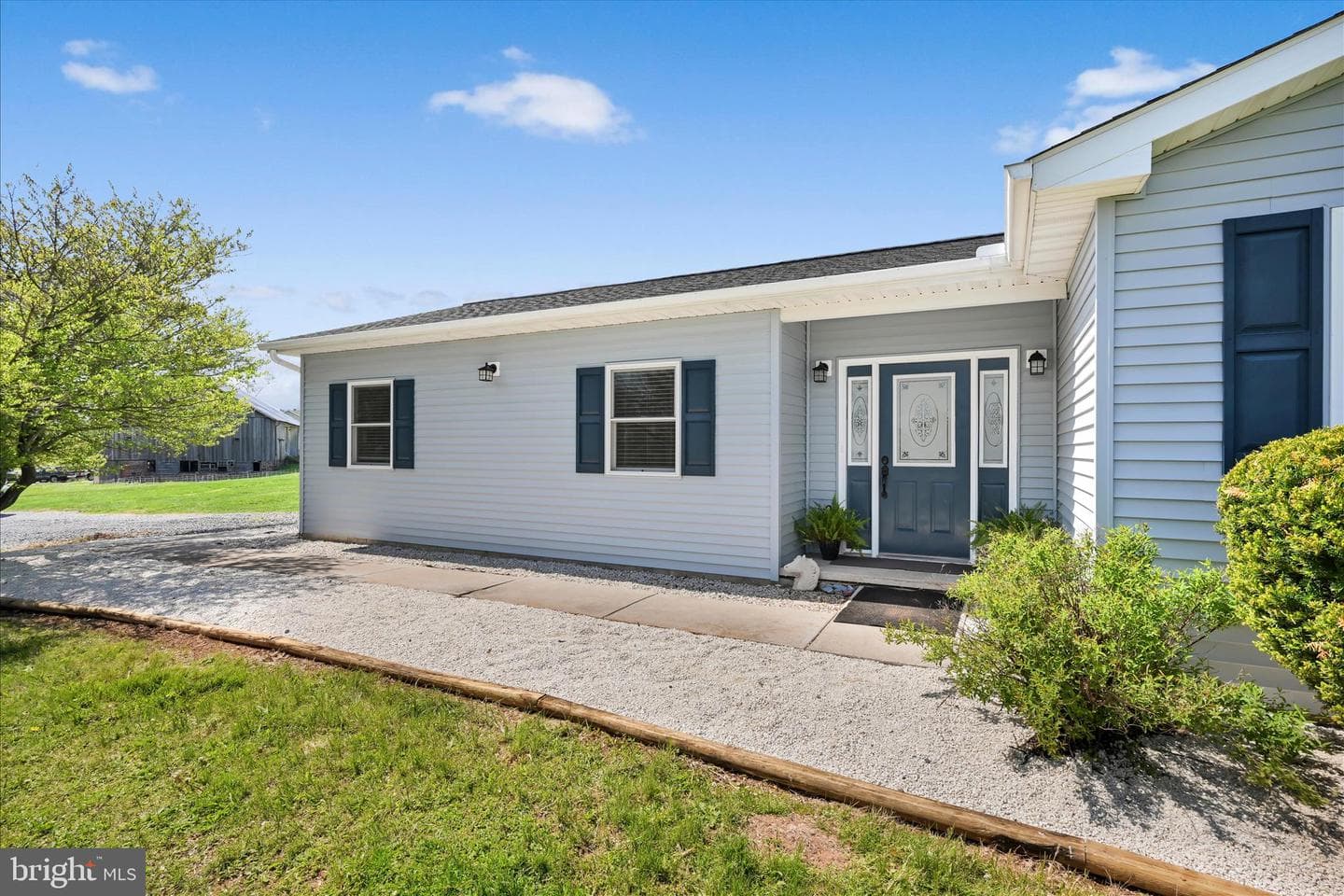 145 Franklintown Road photo 19