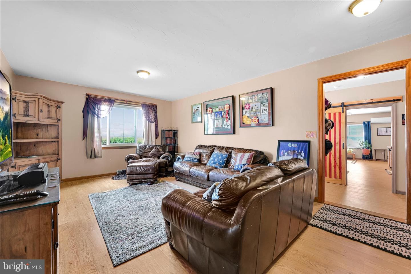 145 Franklintown Road photo 21
