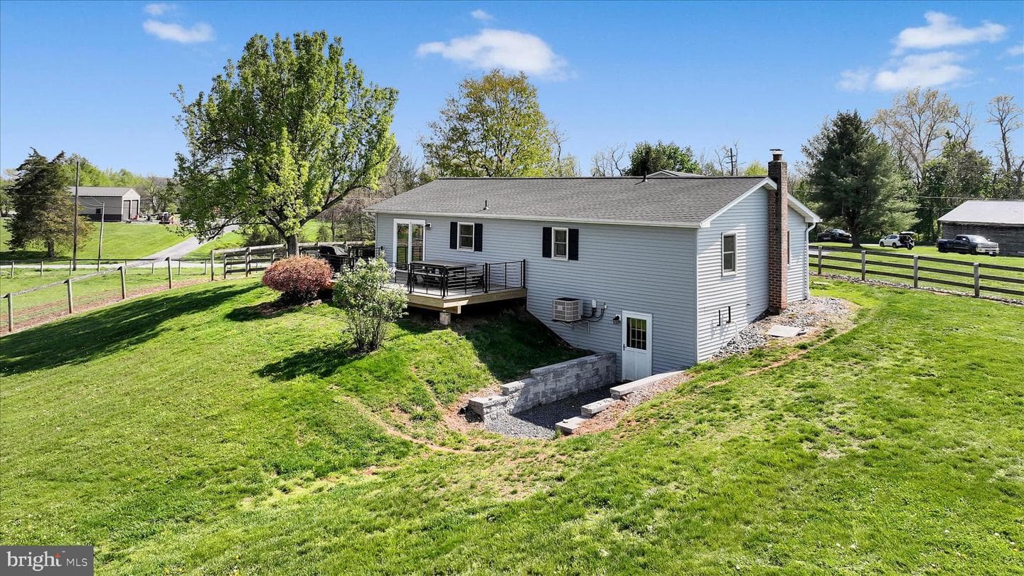 145 Franklintown Road photo 43