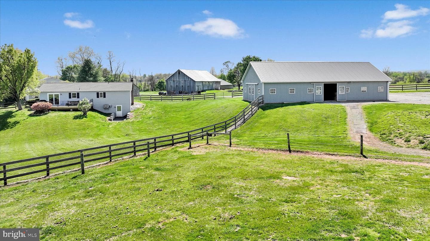 145 Franklintown Road photo 47