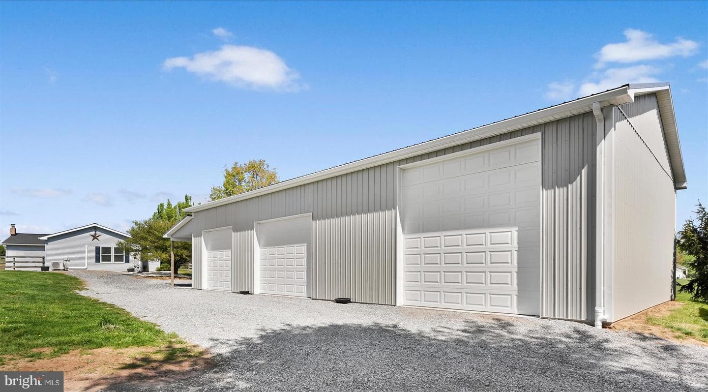 145 Franklintown Road photo 54