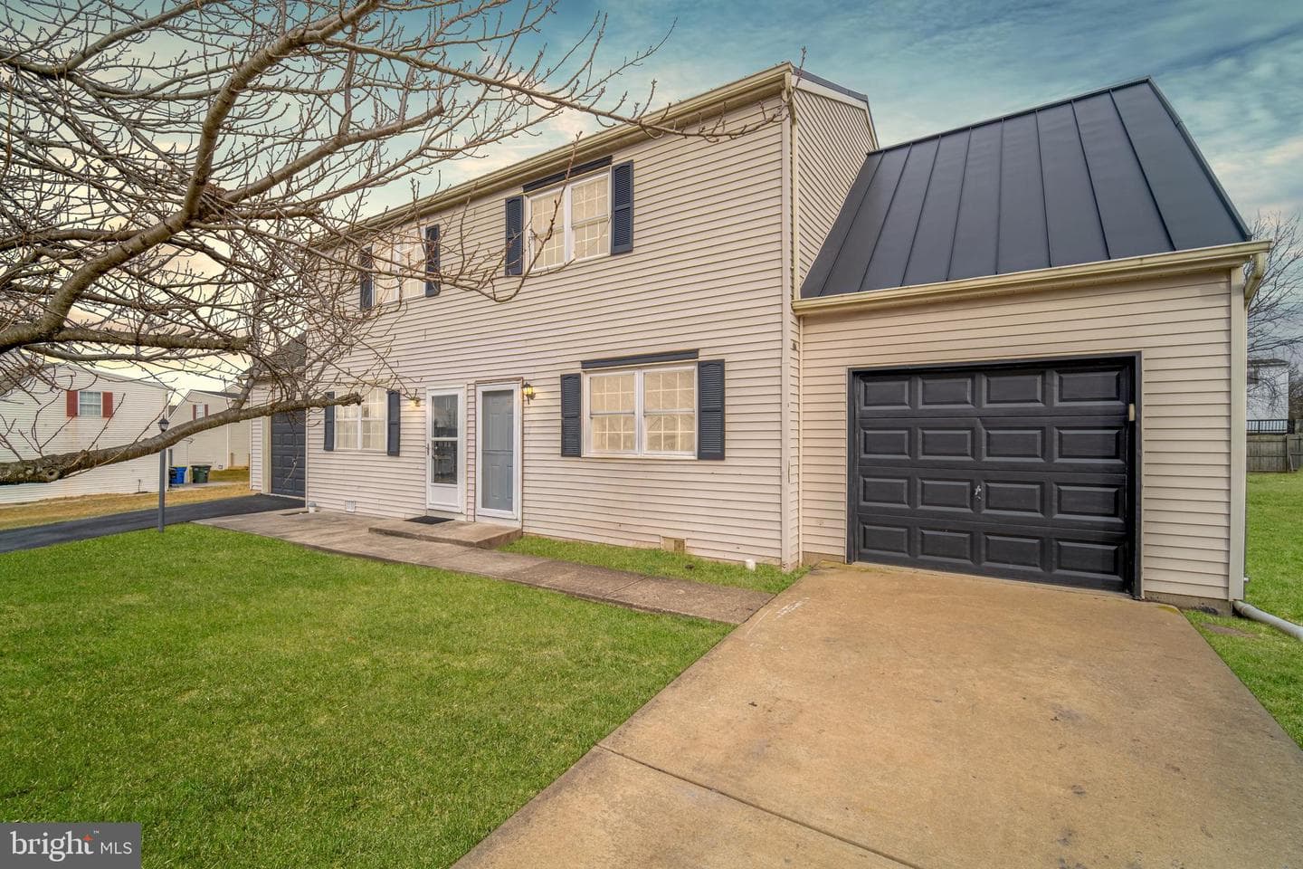 1640 Blue Jay Drive