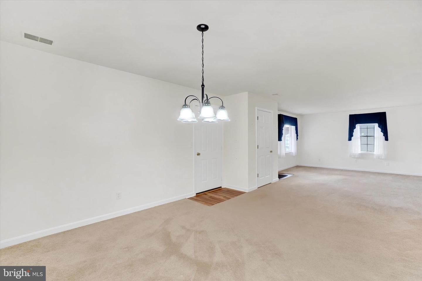 4114 Woodspring Lane photo 6
