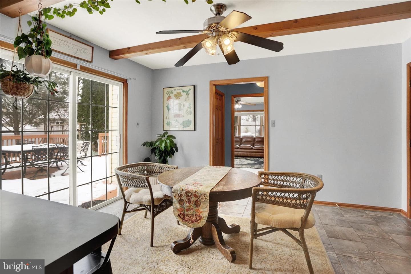 405 Clover Road photo 16