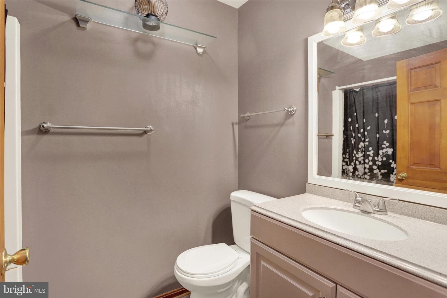 405 Clover Road photo 17