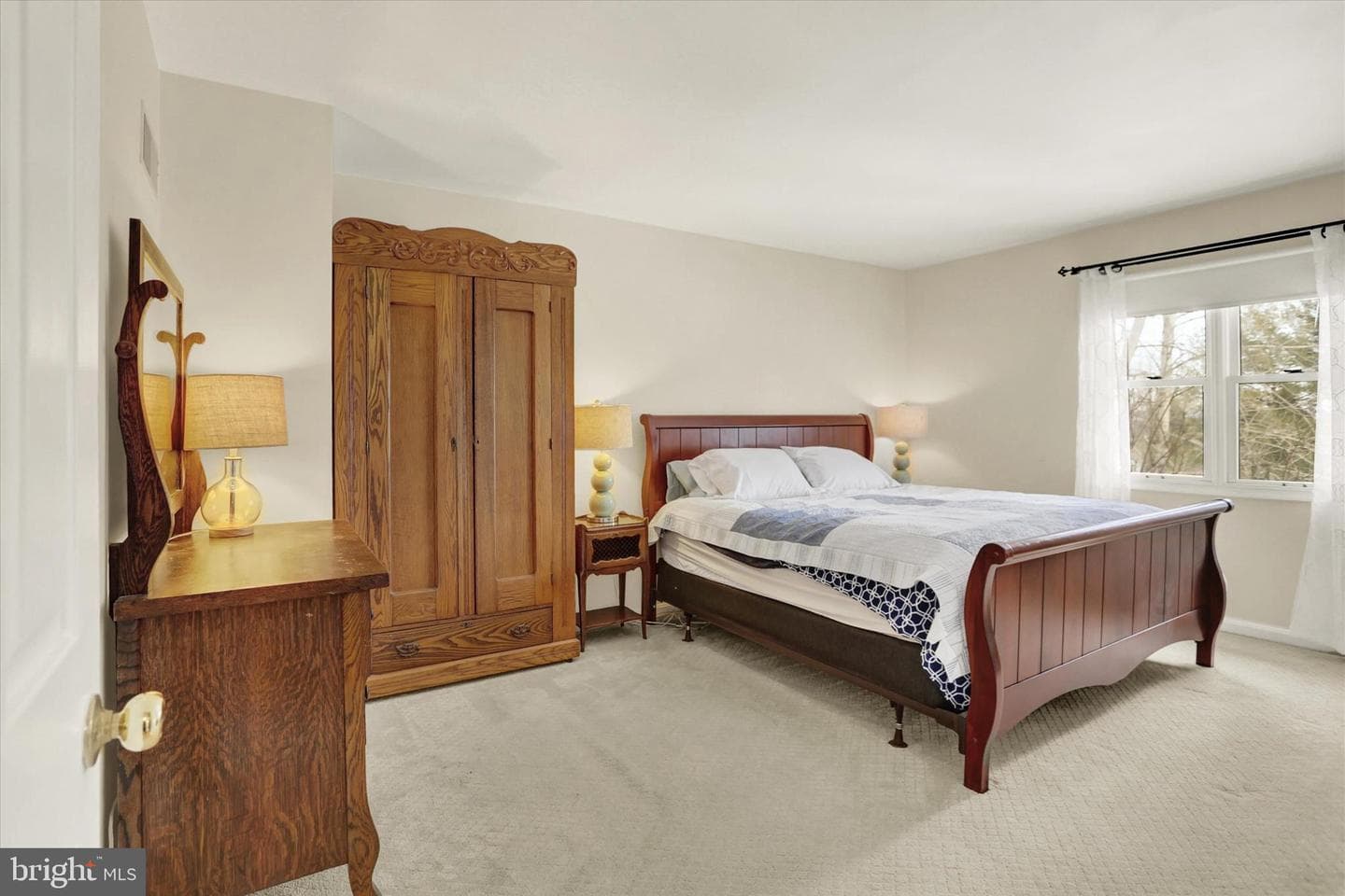405 Clover Road photo 36