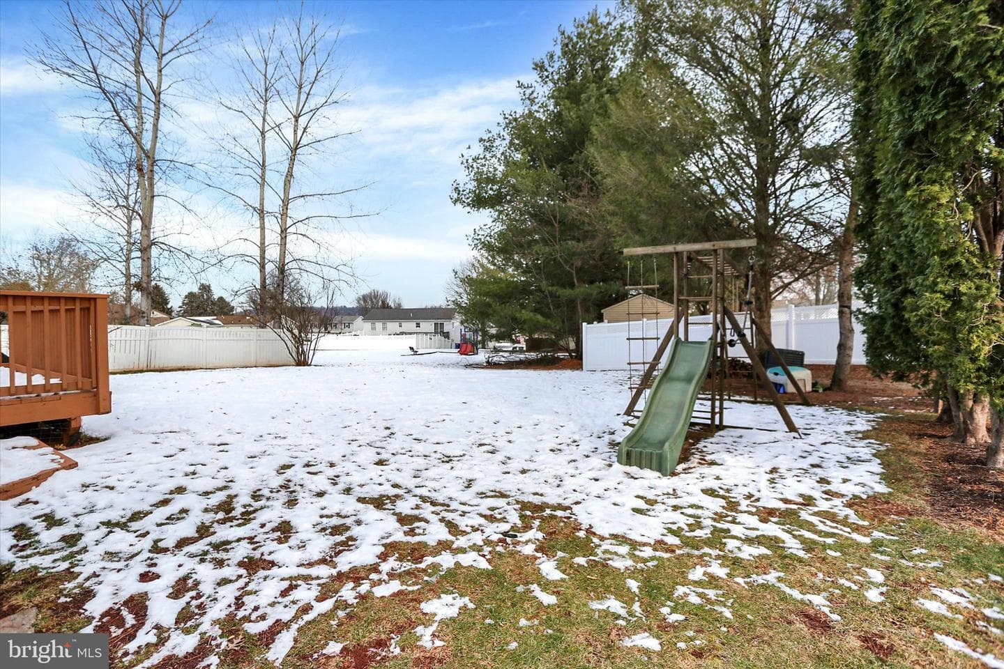 405 Clover Road photo 40