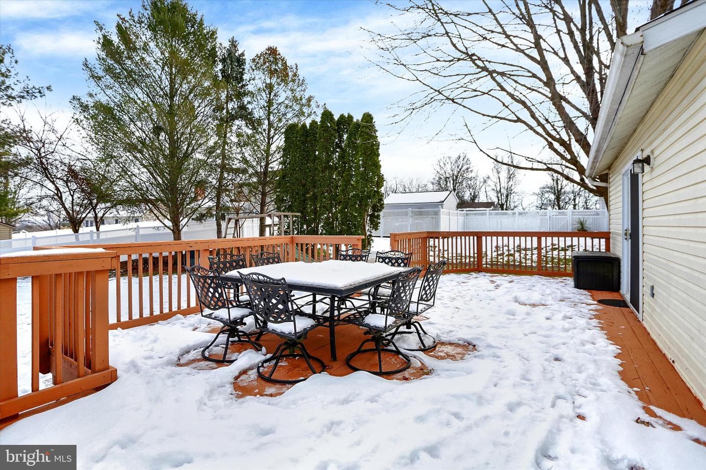 405 Clover Road photo 43
