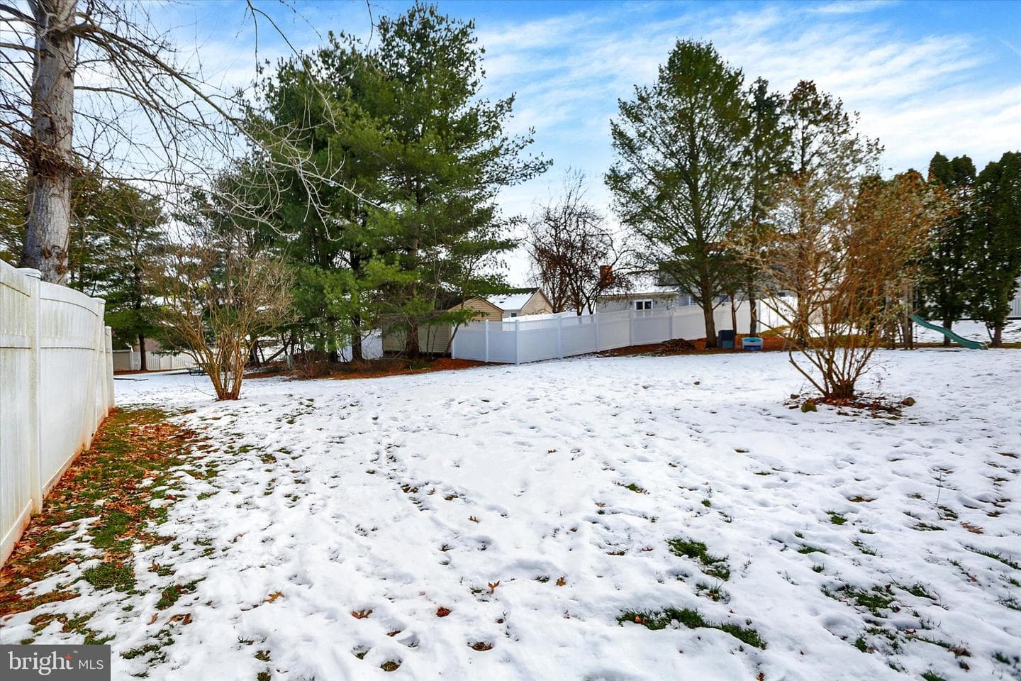 405 Clover Road photo 46