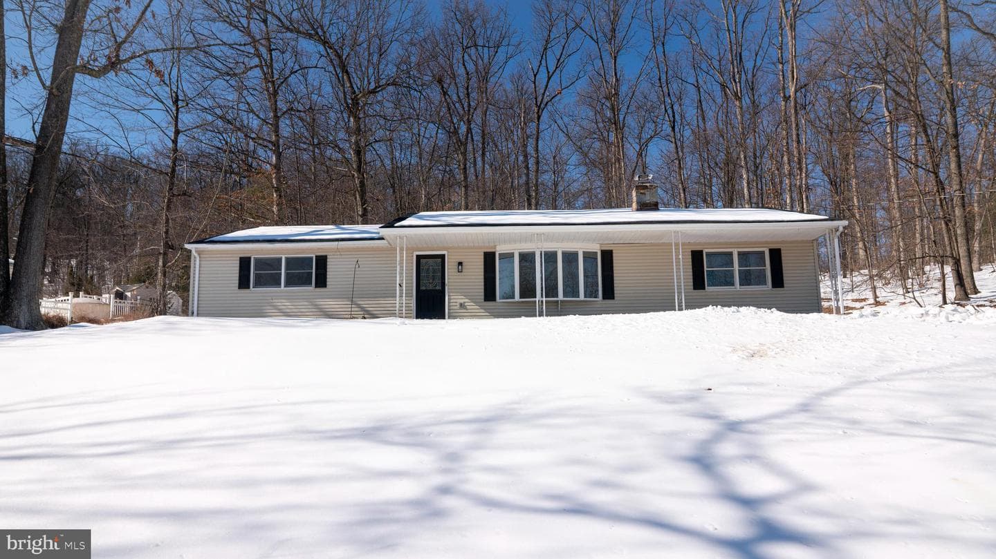 6152 Pigeon Hill Road