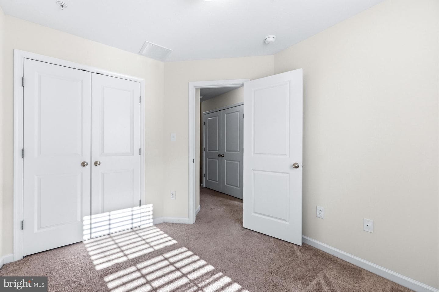 64 Holstein Drive photo 25