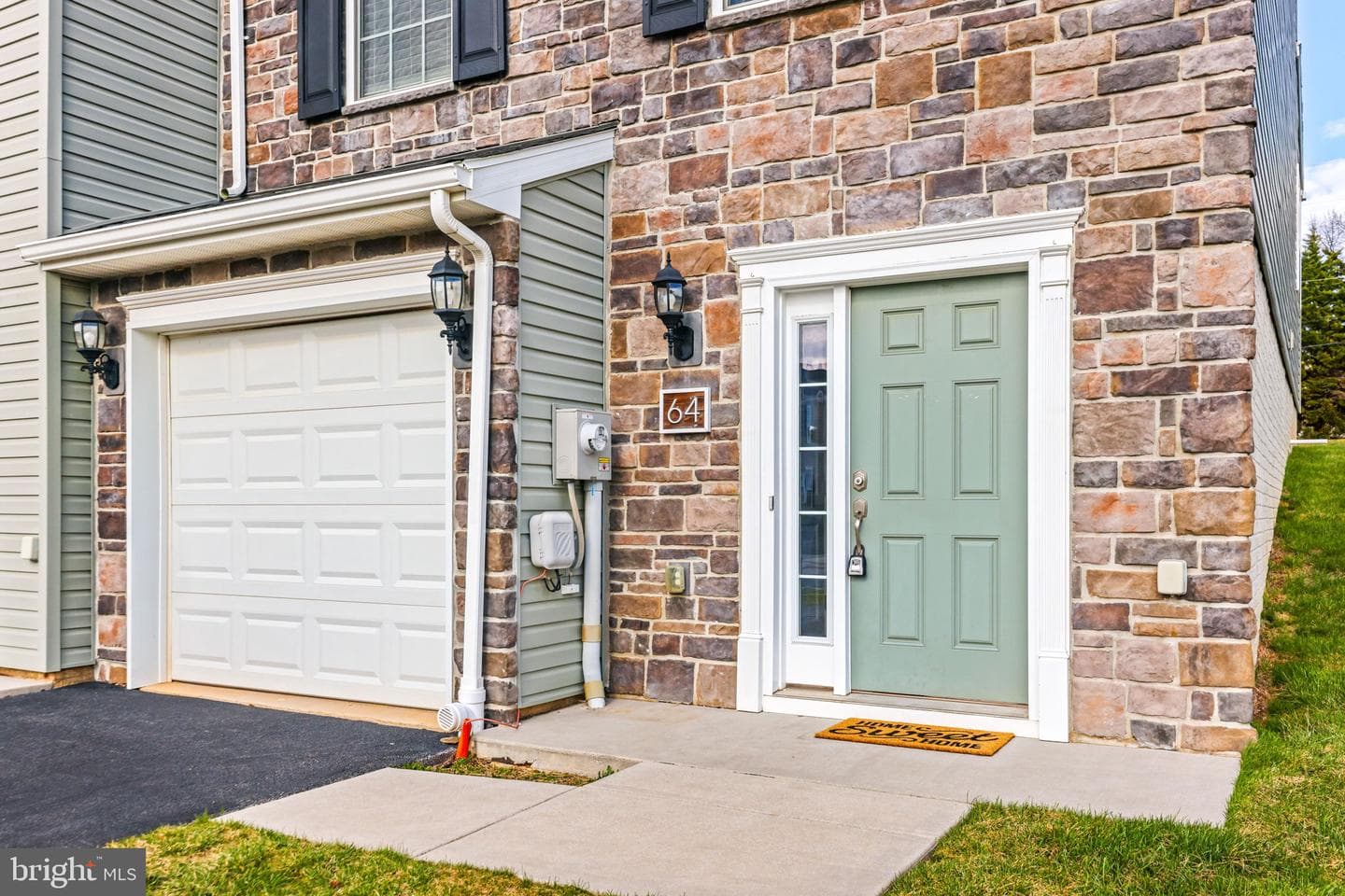 64 Holstein Drive photo 43