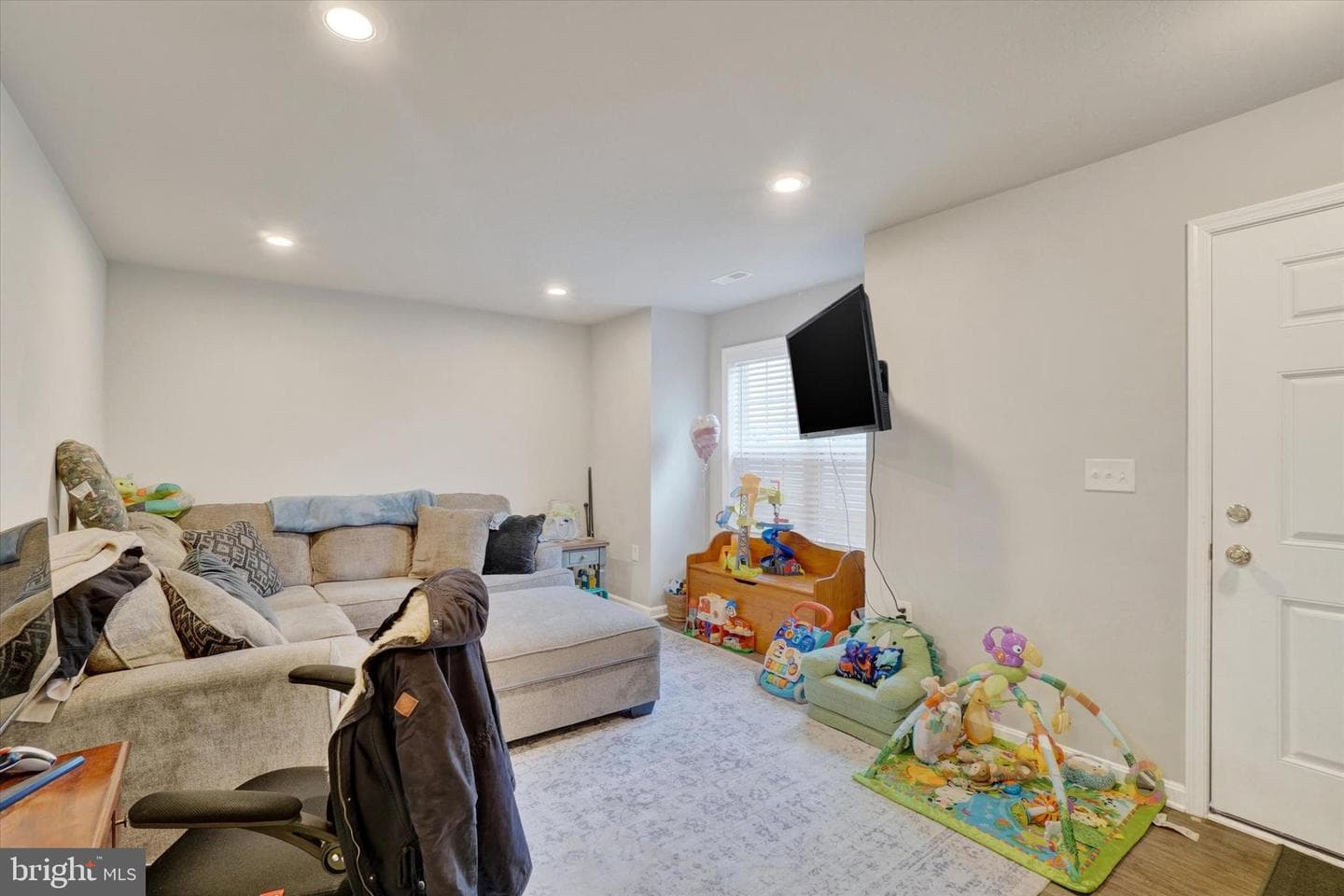 3567 Kortni Drive photo 4