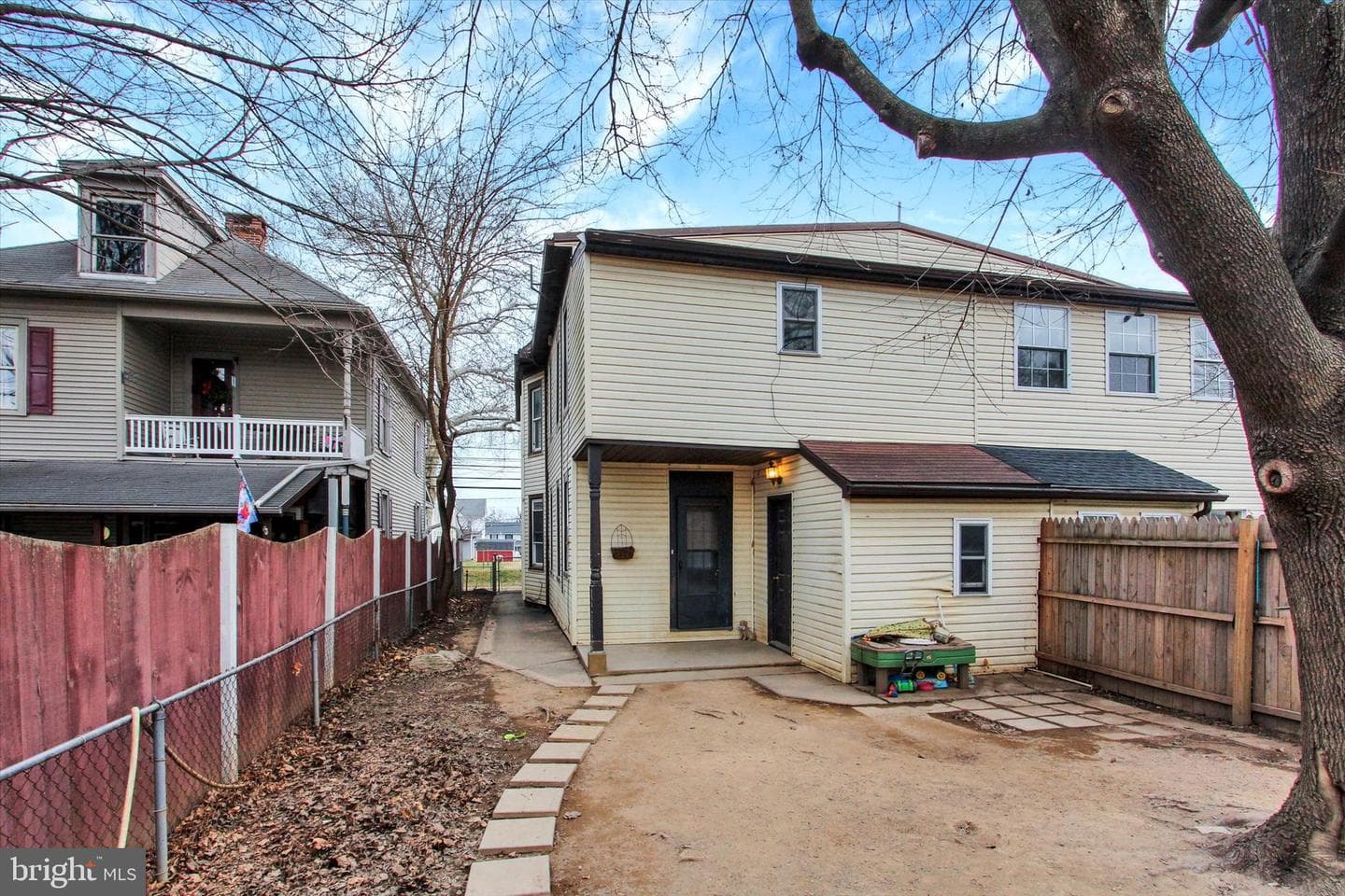 614 Broadway photo 28